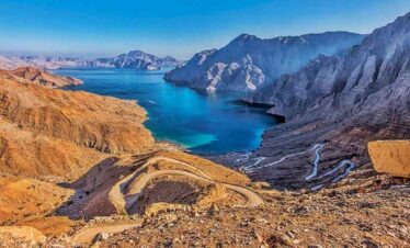 Khasab-mountain-safari