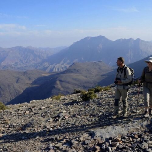Koningsklasse in het Hajar-gebergte: Complete W9-Trekking van Misfah naar Shorfat