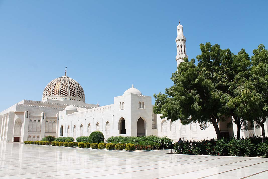 Oman_Muscat_Sultan Qaboos Grand Mosque