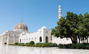 Oman_Muscat_Sultan Qaboos Grand Mosque Exterior