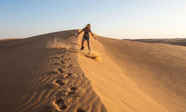 Sandboarding Wahiba Oman