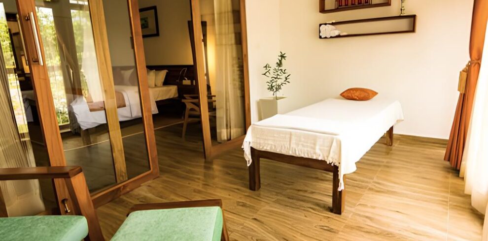 room-mekosha-luxury-ayurveda-retreat-room-004_orig